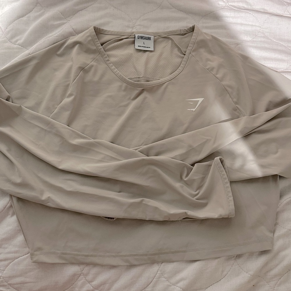 Gymshark long sleeve crop top
